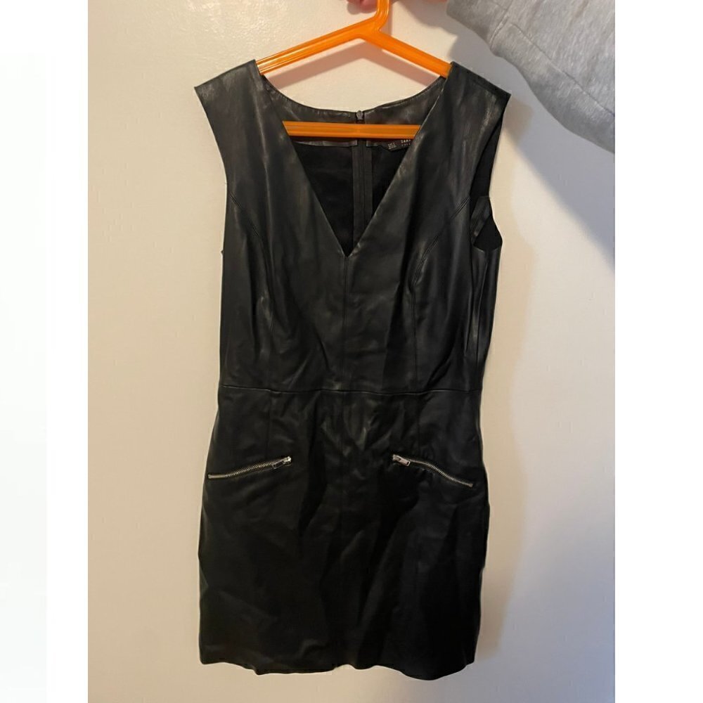 Zara Women One Size Black V-Neck Faux Leather Zipper Pockets Body Cone Dress
